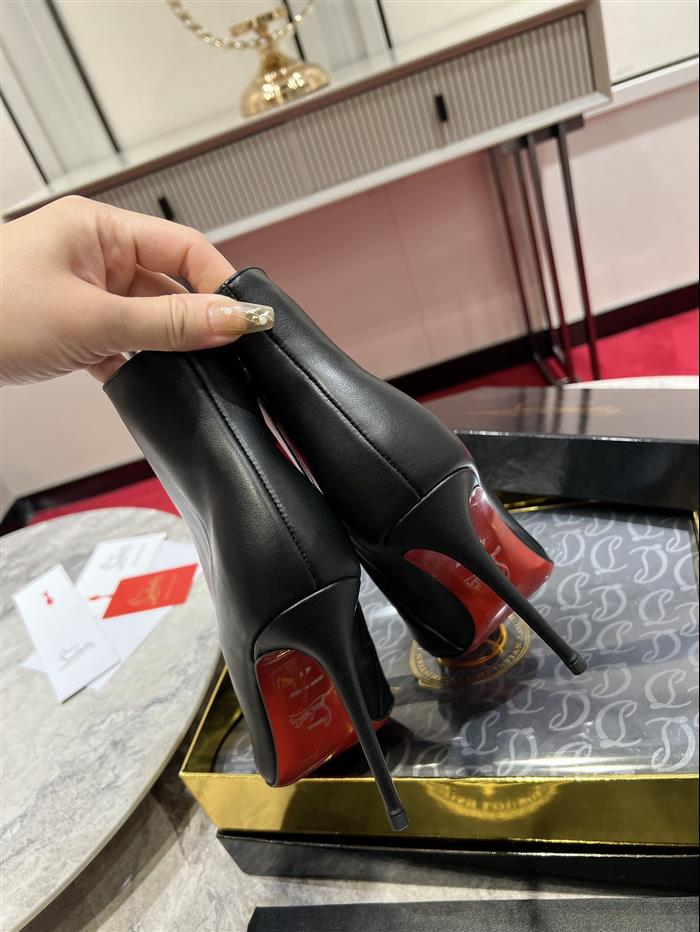 2025112818735104 350